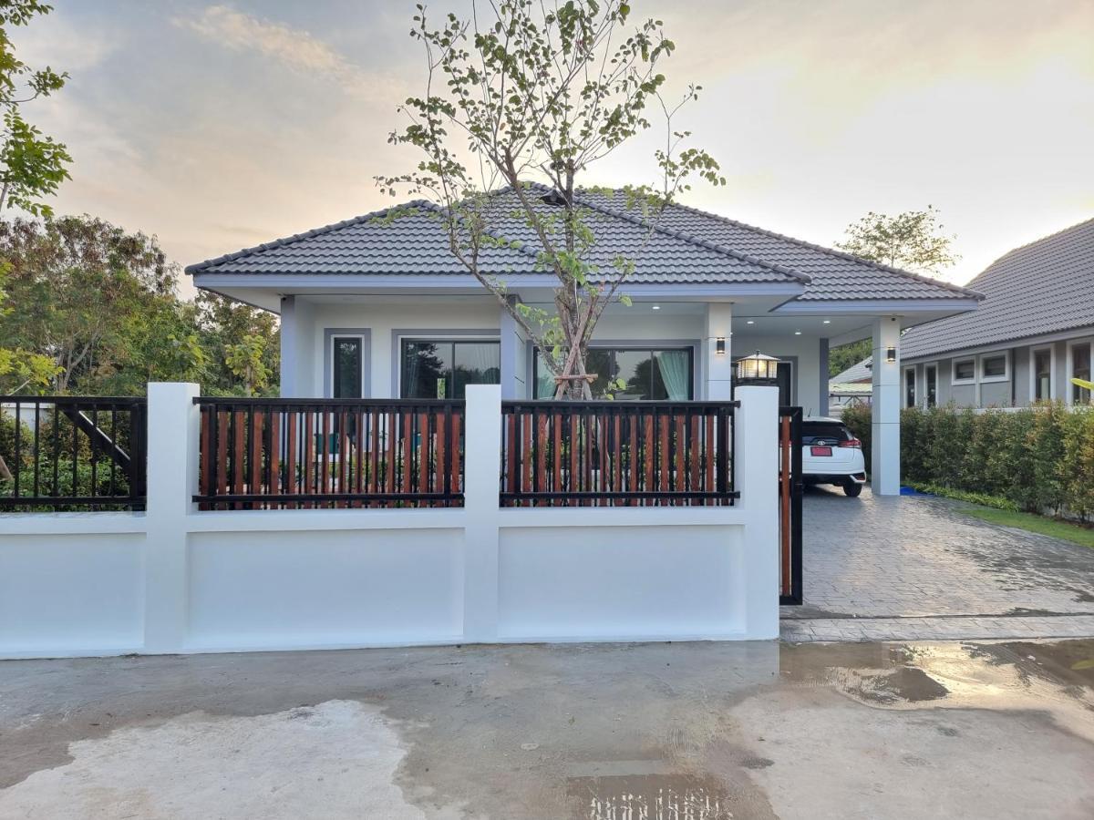 Villa Baan Dalah Buriram Exterior foto